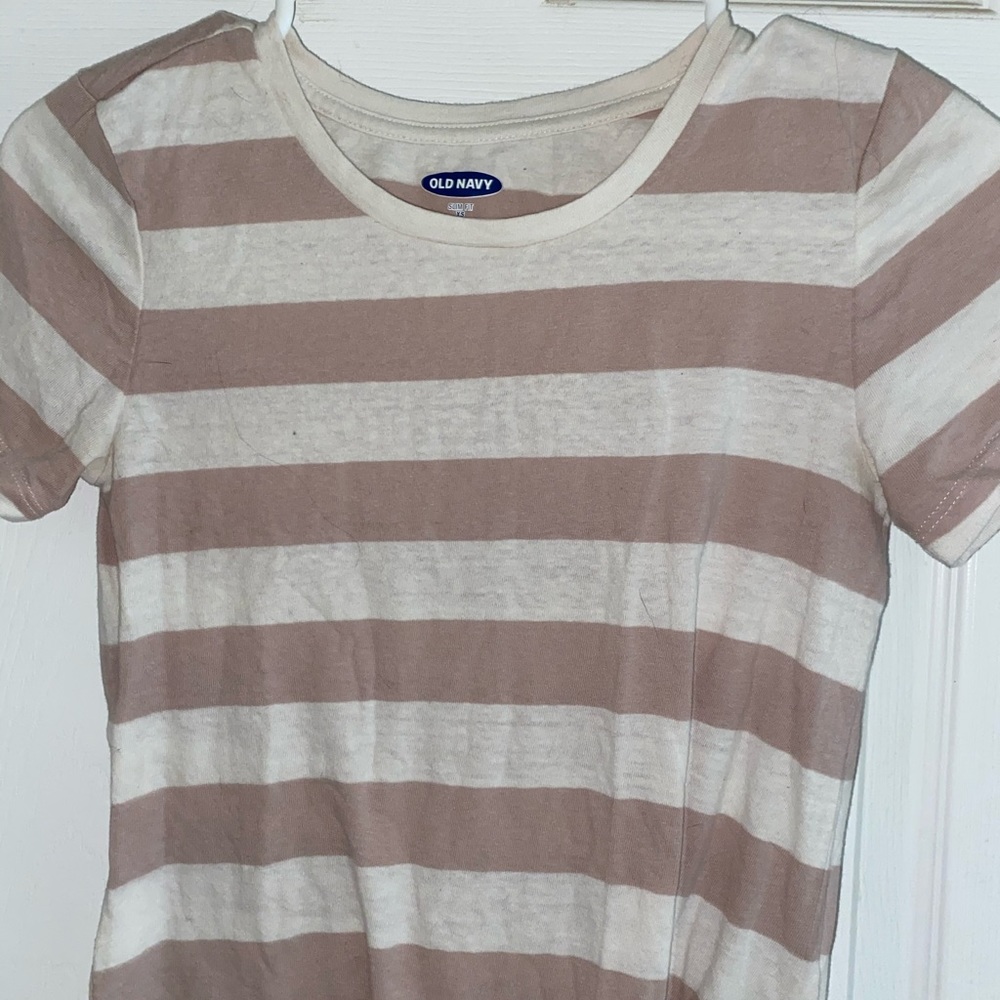 Old Navy T-shirt